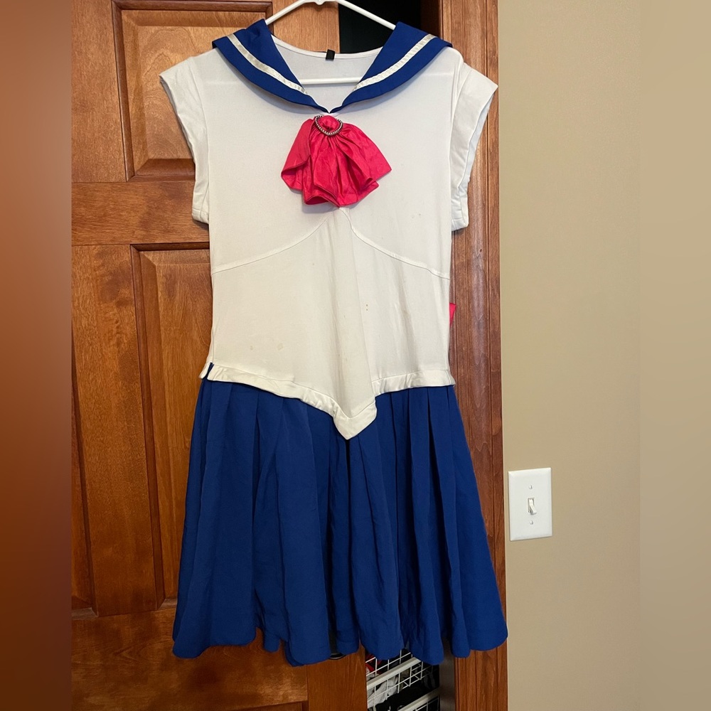 Sailor Moon costume with gloves